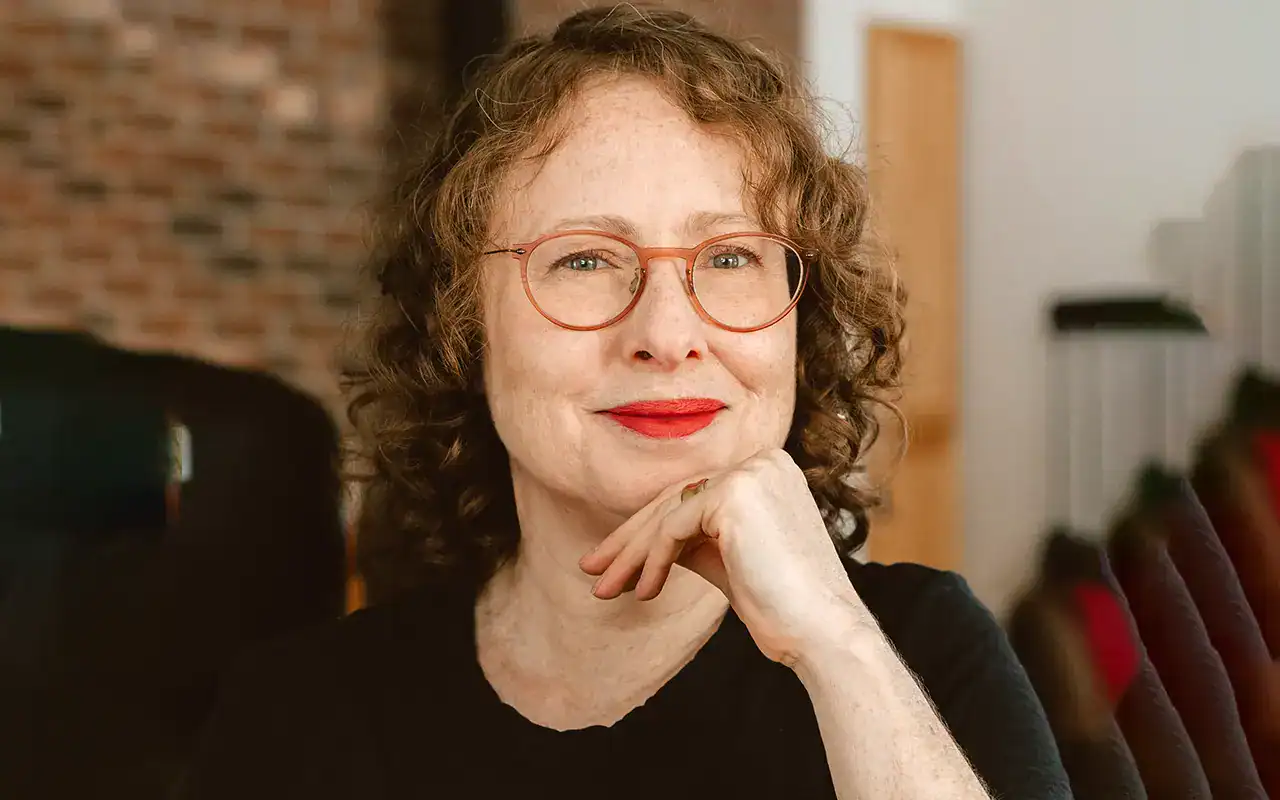Author Photo_Janice Erlbaum-1200