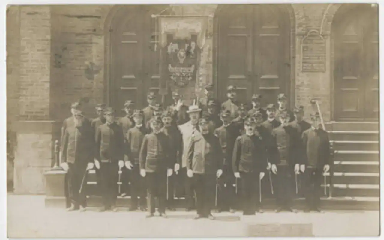 Henry Hudson Co. No. 4 in Hudson, New York._1911_HudsonAreaLibrary
