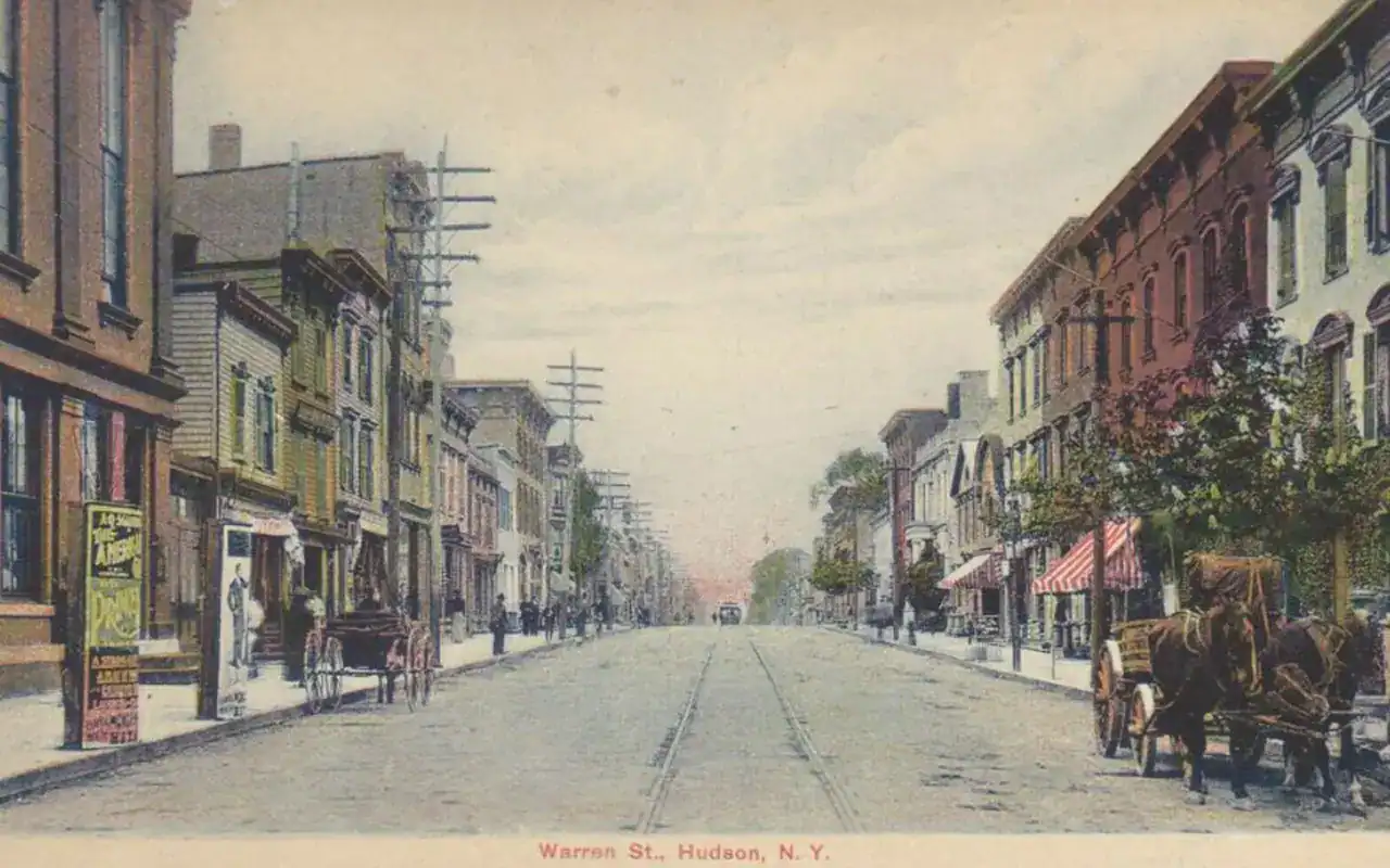 hudson_ny_warren_st