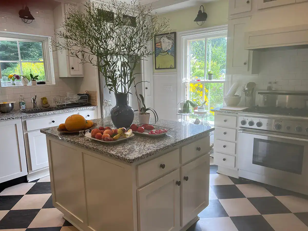Kitchen photo